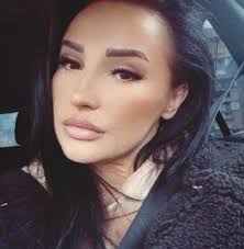 Patrycja Hennig updated her cover photo.