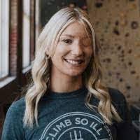 Chloe Finklestein's Instagram, Twitter & Facebook