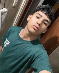 Axel Juarez's Instagram, Twitter & Facebook