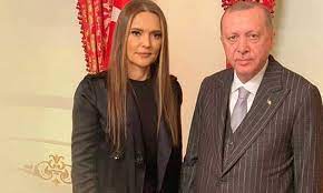 2,897 likes · 41 talking about this. Demet Akalin Erdogan A Yurttaslar Demet Akalin A Tepki Gosterdi Tele1