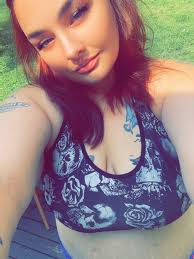 Tabitha Renee Drew (@redneckproudtabitha) • Instagram photos and videos