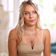 Mariés au premier regard 2025 : Laury tout juste divorcée d'Anthony, elle  présente son nouveau compagnon !