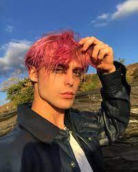 Tryna Fill That Void Dyed Hair Men Men Hair Color Pink Hair Guy