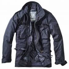Die klassische m65 regiment jacke in extrem gewaschener optik mit vielen applikationen. M65 Jacke Blau Truman De