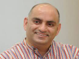 Pabrai is also a philanthropist and set up the dakshana foundation to give back to society, approximately 2% of pabrai's net worth goes into the fund to alleviate poverty in india. Mohnish Pabrai 40 Of My Portfolio Is Invested In India 0 1 In Us Mohnish Pabrai The Economic Times