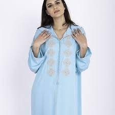 Jellaba Mlifa 500 Dhs Livraison Gratuite Partout Au Maroc Au 212663044599 Caftan Caftan Marocain Cold Shoulder Dress