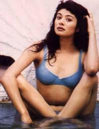 Pooja Batra Bikini Images | Bollywood Actress Pooja Batra in Bikini Soars  The Heat - Celebsea