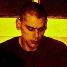 Howl [DVD] [Region Free] (IMPORT) (Keine deutsche Version): Amazon.de: Olmo  Cefa, Margo Curry, Alex Emanuel, Cecilia Foss, Michael Gough, Diane Hess,  Anna Kuchma, Paul Jude Letersky, Carl Low, Matthew Martin, Rob Epstein,