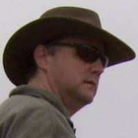 Starship Defender: Beyond Human Space by Michael Keats