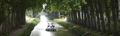 Le cassoulet de castelnaudary a une origine très ancienne, et sa recette d'origine familiale, paysanne et. De L Atlantique A La Mediterranee Balade Sur Le Canal Des 2 Mers A Velo