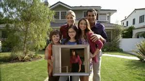 On an expansive farm about 50 minutes west of cleveland, the jones family has stealthily become the world's foremost experts on vegetables. Recap Of Modern Family Season 1 Episode 12 Recap Guide