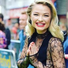Team Emma Rigby (@TeamRigby)