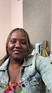 Ashley Elsberry's Instagram, Twitter & Facebook