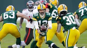 Packers abandon offensive identity during key moments in loss to Bucs