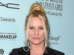 2.1 early works and knots landing; Early Oreteen Young Hot Nicollette Sheridan Nicolette Sheridan Immagine Editoriale Immagine Di