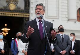 El congreso de perú ha elegido este lunes a francisco sagasti, del partido morado, como presidente de la cámara y por tanto presidente interino del país tras la destitución de martín vizcarra y la dimisión de manuel merino tras seis días de intensas protestas. Francisco Sagasti Un Experimentado Estratega Politico Al Frente De La Transicion En Peru Internacional Informacion Center