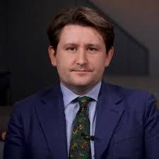 Adrian Hyde's Instagram, Twitter & Facebook