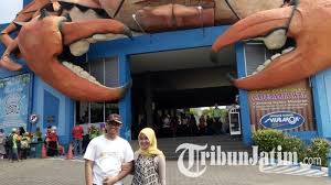 Pagi hari diharapkan sudah tiba di tanjung kodok lamongan. Wisata Bahari Lamongan Dan Maharani Zoo Dibuka Mulai 11 Juli Manajemen Perketat Protokol Covid 19 Halaman All Tribun Jatim