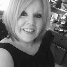 Karen Severn's Instagram, Twitter & Facebook