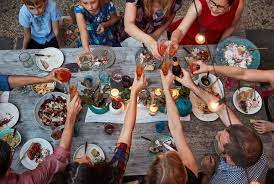Omunchi dinnerparty summer electricfolk foodandmusicmix mix goodtimes friends. The Easiest Ever Summer Dinner Party Menu Rachael Ray In Season