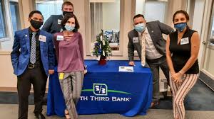 How do i know i can trust these reviews about fifth third bank? Fifth Third Bank Giving Tree Toy Drive For Big Brothers Big Sisters