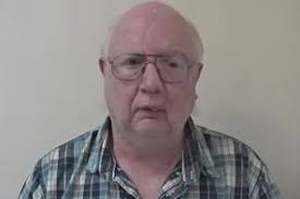 Second suspected child groomer confronted by paedophile hunters in Grimsby 