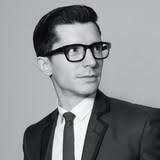 Hit the Ground Running ‑ 曲・歌詞：Oliver & the Spectacles