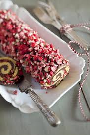 Recette Buche De Noel Aux Pralines Roses Recette Buche De Noel Noel Cuisine Recette Buche De Noel