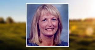 Toni Cantrell's Instagram, Twitter & Facebook