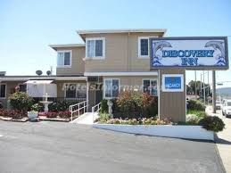 All of the 14 guestrooms are complete with private baths with shower/tub combination. Discovery Inn Monterey Bay