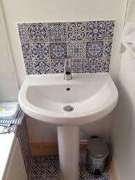 25 best bathroom splashback ideas