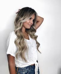 Nein, wir werden dagi bee in absehbarer zukunft nicht mehr mit braunen haaren sehen. Pin Von Zeynep Yalcin Auf Dagi Haarfarben Dagi Bee Haare