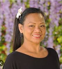 Edna Ammons's Instagram, Twitter & Facebook