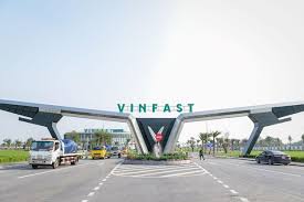 Initial public offering of its car unit vinfast that could raise about $2 billion, according to people familiar with the matter. Vingroup 3 000 Electric Buses In Vietnam S Future Sustainable Bus