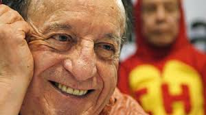 México llora la muerte de 'Chespirito', conocido como el 'Chavo del 8'