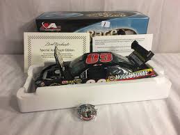 Features also include plastic window net, plastic wheels, limited edition. Collector Nascar Brad Keselowski 09 Miccosukee Talladega Win Autographed Impala Ss 1 24 Scale Art Antiques Collectibles Toys Hobbies Diecast Toy Vehicles Online Auctions Proxibid