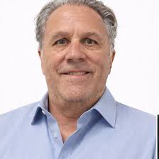 Man no hate to anyone who got their license super early congrats Im just so  confused how are some people applying 30 days ago already getting there  pal/ rpal already then you