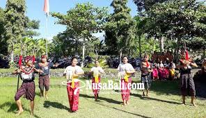 Maybe you would like to learn more about one of these? Nusabali Com Siswa Smk Antusias Praktik Seni Budaya