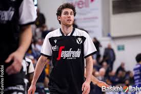 Alessandro pajola is an italian professional basketball player for virtus bologna of the italian lega basket serie a. Virtus Bologna Per Alessandro Pajola Ipotesi Di Stop Per 2 3 Settimane Basketitaly It
