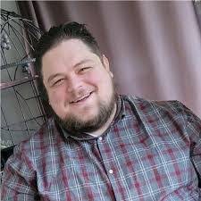 Earl Dahl's Instagram, Twitter & Facebook