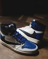 However, the design choices made make a world of difference to the timeless silhouette. You Feeling The Pink Laces On The Travis Scott X Fragment X Air Jordan 1 High Og Military Blue Kicksonfire Com