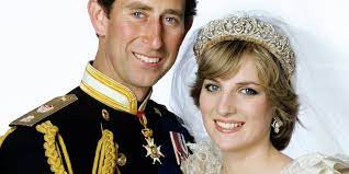 Philip cohen, usuario de twitter, descubrió un hecho que a muchos se les pasó por alto desde 1981, año en el que se publicó una estampilla con la imágenes de la pareja real, el príncipe carlos y lady diana. 5 Detalles De La Boda Del Principe Carlos Y Lady Di El Enlace Que Hizo Desgraciada A Diana De Gales Bekia Actualidad