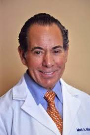 Alumni-student entrepreneurship venture aids scholarship