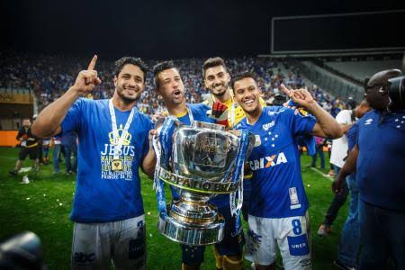 Com elimina&ccedil;&atilde;o do Corinthians, Cruzeiro mant&eacute;m marca &uacute;nica na hist&oacute;ria da Copa do Brasil | R&aacute;dio Itatiaia
