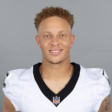 I know the Saints couldn't pull off the victory, but shoutout to Jermaine  Burton for his very admirable performance at quarterback for New Orleans  today!