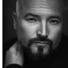 For me there is a blurry line between Portraits and Candids. These are some  of the better portrait-esk pictures I have taken over the past year. Theme:  Portraits