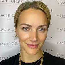 Lacie Giles's Instagram, Twitter & Facebook