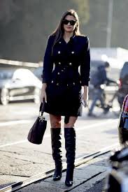 Por supuesto, si sólo quieres lucir unas medias ultra brillantes. Como Llevar Un Look Con Botas Altas Con Estilo Este Otono Invierno 2019 2020