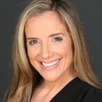 Sarah Angle's Instagram, Twitter & Facebook