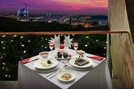 Let yourself be transported for dinner in a bistro in the heart of paris. Best Romantic Restaurants In Singapore Where To Go For Candlelit Dinners Date Nights And Special Occasions Coconuts Singapore